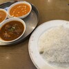 パンジャビ バル - 3種のカレーランチ