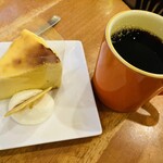 ふなわかふぇ - お芋のバスクチーズケーキ