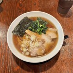 麺や 秀佳 - 生姜醤油ラーメン（税込み８００円）