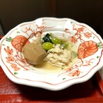 山田屋 - 八方だしで炊いた里芋、小松菜、舞茸の浸し