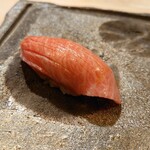 Sushi Ryuuma - 大トロ＋剥き身