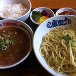 風雲丸 松山空港通り店 - う〜む。アイランド食品のつけ麺を連想してしまった(>_<)