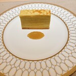 白寧 - ミルクレープ　36層