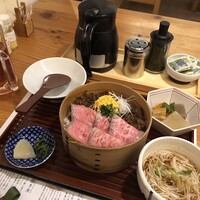 すき焼きと牛まぶし ももしき - 