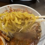 Hokkaido ramen satsuhoro - 特製地獄味噌らーめんの麺