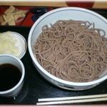 Soba Dokoro Tarou Tei - 肉そばでおなじみの田舎そば　　おおもり７００円