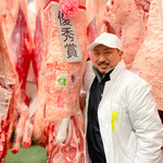 Koube Yakiniku Kanetora - 【過去のお肉紹介】
      第7回 全国但馬牛枝肉共進会
      「2023年11月12日 神戸市中央卸売市場 西部市場」
      伝統と血統を守り継ぐ世界に誇る但馬牛、4年に一度の全国但馬牛枝肉共進会が今年度で最後の開催ということで気合いを入れて競りました。