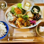 カフェ ヒヨリ - 