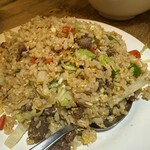西安刀削麺酒楼 - 牛肉とレタスのチャーハン