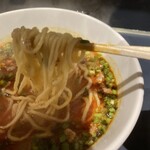 Jimon - 麺リフトアップ