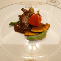 中国料理 彩龍 - かぼちゃと和牛サーロインのオイスターソース炒め