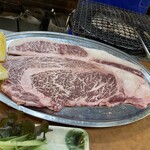 備長炭火ホルモン焼 しちりん - 