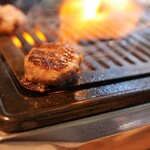 渋谷 和牛焼肉 USHIHACHI 極 - 