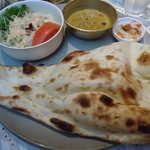 ボージャン - メインの皿