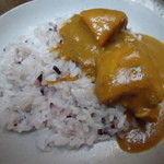 ボージャン - プラオとチキンビンダルー