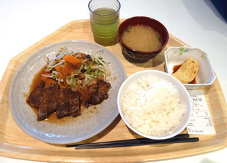 FESTIVAL KITCHEN - ステーキ定食　７８０円