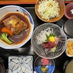 Oshoku Jidokoro Taku Zen - 豚角煮定食1200円