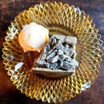 エセルの中庭 - 石垣