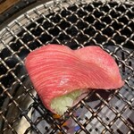 Yakiniku Yonsansan - ネギタン塩 2,400円