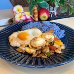 THAI Restaurant Cafe & Bar An Chang Blue - シーフードガパオライス