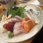 漁火 - 刺身盛り合わせ