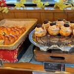 石釜パン工房 伊万里の香り - 店内