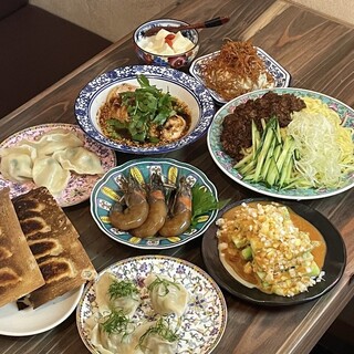 各種宴会に最適！生ビール含む飲み放題付コース3,500円～