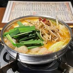 Motsunabe Rokkasha - もつ鍋九州醤油味
