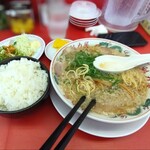 ラーメン魁力屋 - 料理写真: