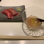 肉の匠 将泰庵 - 寿司は低温調理と炙り 蟹の入ったジュレ好み