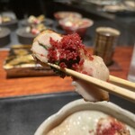 薪炭まだら - 紫蘇と梅、最高の組み合わせが鶏の美味さを爆上げするよね