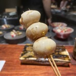 薪炭まだら - 個人的に本日のMVP的な一品はこのうずら卵、衝撃的な食感と美味さだった