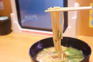 Sushiro- - 濃厚かに味噌ラーメンの麺