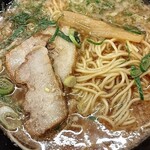 Ramen mizuki - 麺とチャーシュー、メンマ