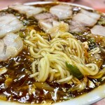 末広亭 - 麺引っ張り出すのに苦労したよw