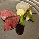 パスタとワインのお店 Piacere - メイン料理〜宮崎県産黒毛和牛のロースト