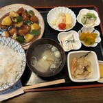 Yorozu Shokudou Ryuuen - 酢豚定食