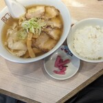 喜多方ラーメン 坂内 - 喜多方わんたんラーメン＆ランチタイム無料ライス