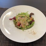 DINING HUIT 8番地 - サラダ