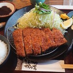 とんかつ かつ吉 - 料理写真:美明豚180g ジューシーロースかつ定食