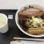 人類みな麺類 JR名古屋駅・幻の1番線 - 原点 厚切りチャーシュー 1200円込み