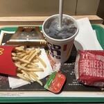 マクドナルド - 