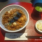 一心金子 - 大かき揚げ天丼1,100円、あさり味噌汁300円