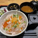 五感で楽しむ串揚げ屋 生粋namaiki - 本日の海鮮丼ランチ