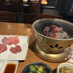 炭火焼肉 たくみ - 