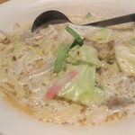 社 - レンゲじゃなく100均のミニお玉が実家感を与えてくれる(笑)