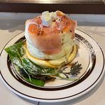 トタンコットンカフェ - 生ハムクリームチーズパンケーキ1