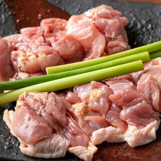 肉厚&ジューシーな鳥取県の銘柄鶏「大山産がいなどり」をご提供