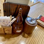 麺道 千鶏 - 卓上調味料