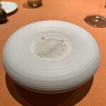 モノリス - 洋梨のコンポート　アールグレーのソルベ　ベルベーヌ風味のエスプーマ